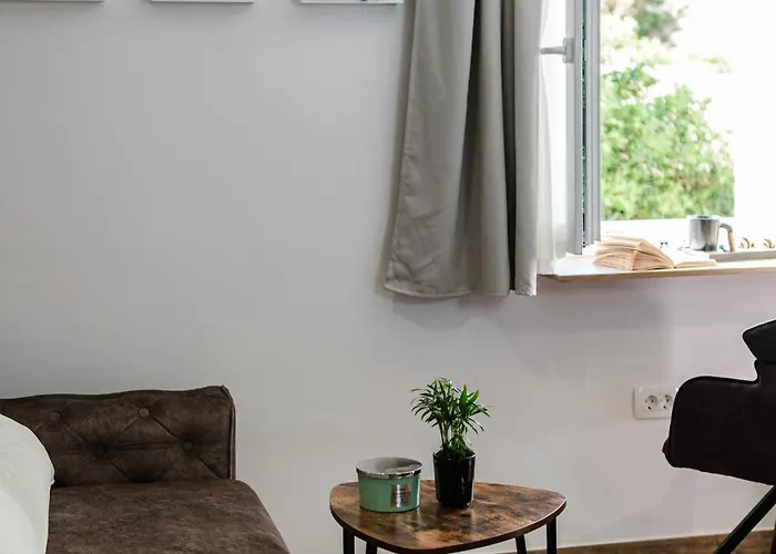 Apartment Apple Split